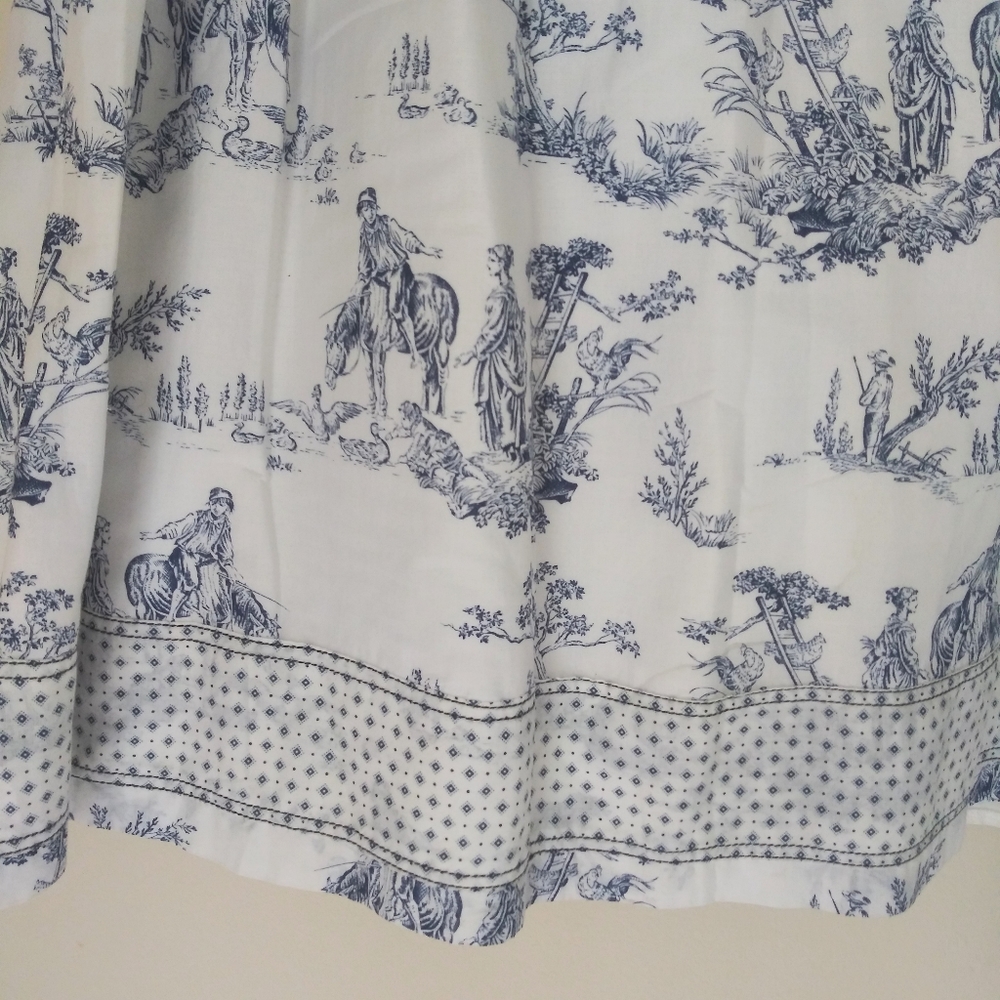 Emanuel Ungaro Skirt Size 12 - Picture 2 of 6